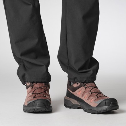 Salomon X Ultra 360 Leather GORE-TEX Hiking Shoes - Women's 6