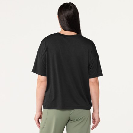 Vuori Energy Long T-Shirt - Women's 2