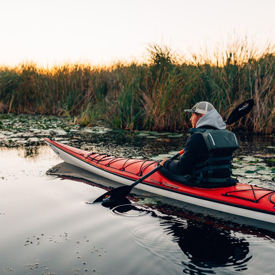Location Image for Sting Ray Carbon 2-Piece Posi-Lok Kayak Paddle