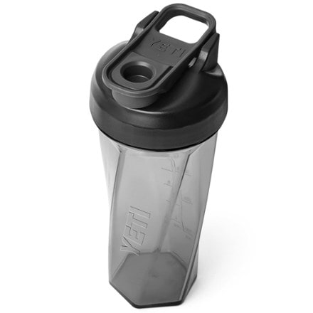 YETI Yonder Shaker Bottle with Quick-Access Cap - 27 fl. oz. 2