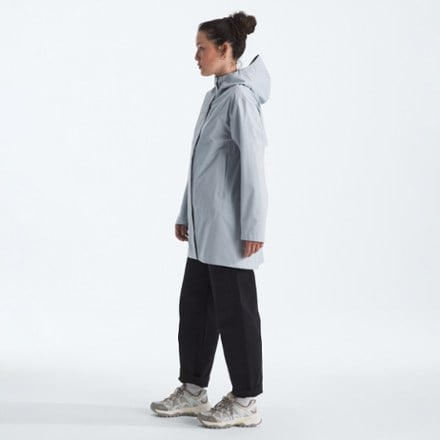 The North Face Voyage Rain 3L Hooded Parka - Women's 2