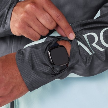 Arc'teryx Norvan Windshell Hoody - Men's 7