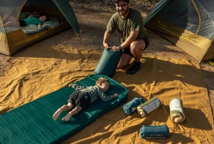 Sea to Summit Comfort Deluxe Self-Inflating Sleeping Pad 10
