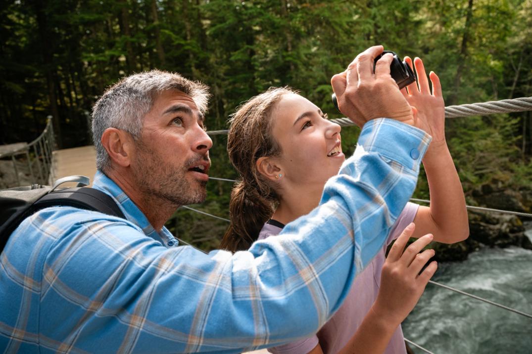 Location Image for Stabilized 12 x 25 S Binoculars