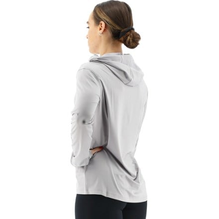 TYR SunDefense Hooded Shirt - Women's 2