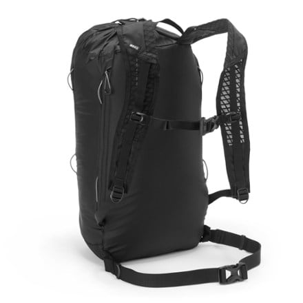 REI Co-op Flash 18 Pack 4