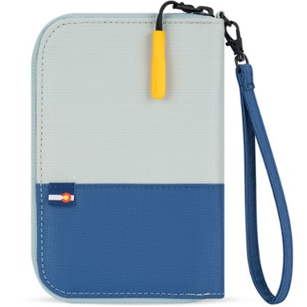 Sherpani Rio Passport Wallet 3