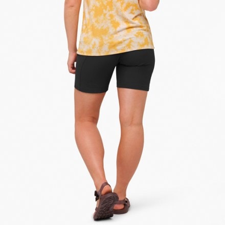 SHREDLY Limitless Stretch Waistband High-Rise Bike Shorts - Women's 2