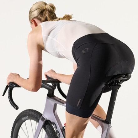 PEARL iZUMi PI/Red Bike Shorts - Women's 7