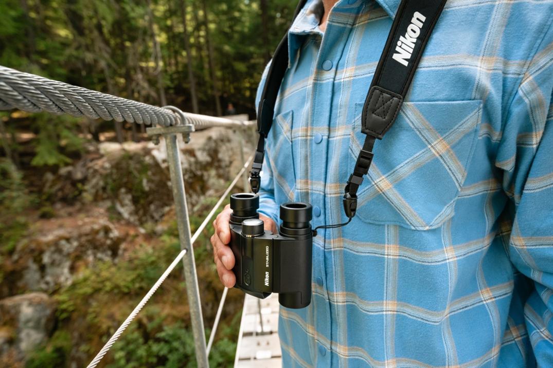 Location Image for Stabilized 12 x 25 S Binoculars