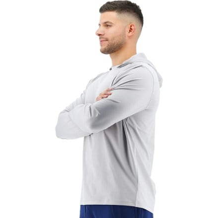 TYR SunDefense Hooded Shirt - Men's 2