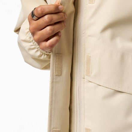 Cotopaxi Rayu Rain Jacket - Women's 5
