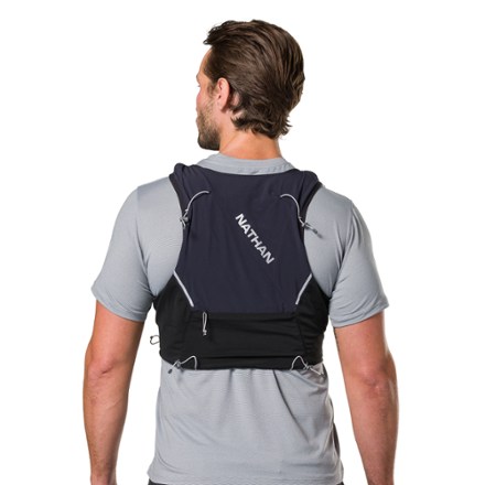 Nathan Pinnacle Pro 6 L Hydration Vest 1