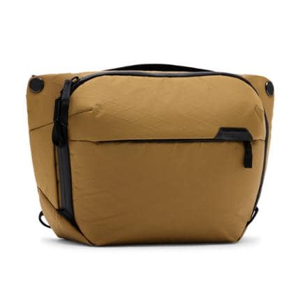 Peak Design Everyday Sling Bag 0