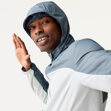 Brooks Canopy Packable Jacket - Men's 2