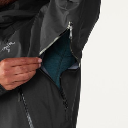 Arc'teryx Beta SL Jacket - Men's 7