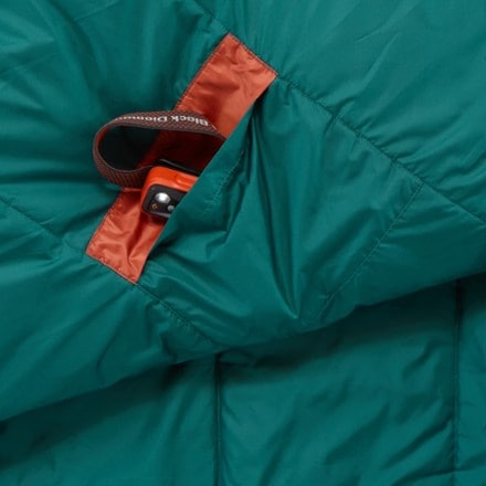 REI Co-op Trailmade 25 Sleeping Bag Interior pocket