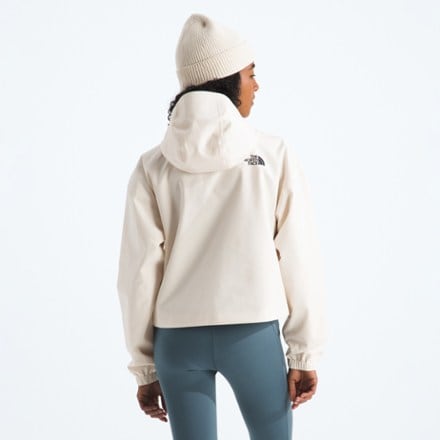 The North Face Quest Cropped Jacket - Women's 1