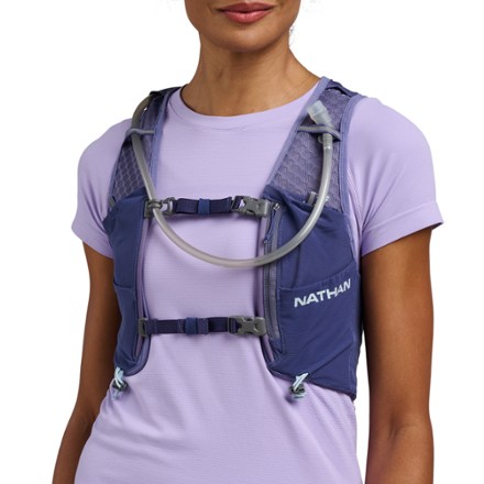 Nathan VaporAiress 4.0 8L Hydration Vest - Women's 6