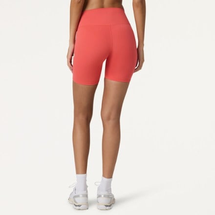 Vuori AllTheForm 6" Shorts - Women's 3