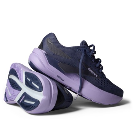 Brooks Ghost Max 3 Road-Running Shoes - Women's 6