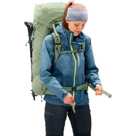 Deuter Aircontact Core 55 + 10 SL Pack - Women's 4