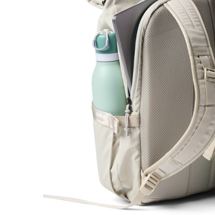 Cotopaxi Consuelo 22 L Daypack 4