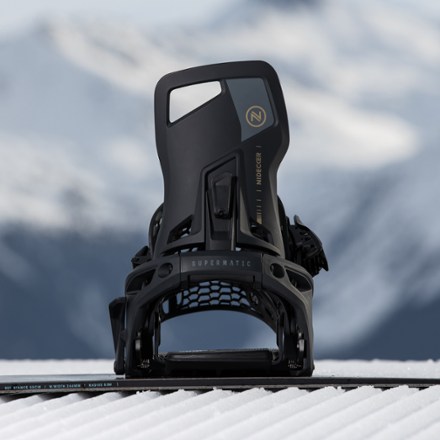 Supermatic Snowboard Bindings