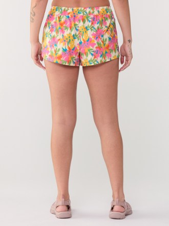 Napkey 5" Board Shorts - Women's