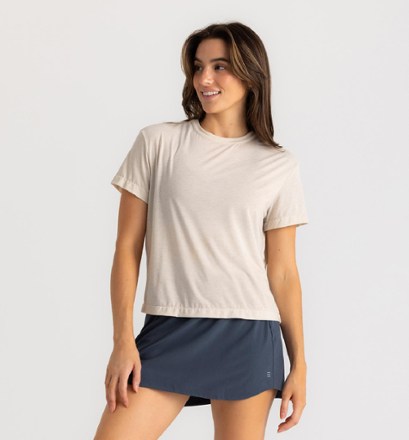 Elevate Lightweight T-Shirt - Women's