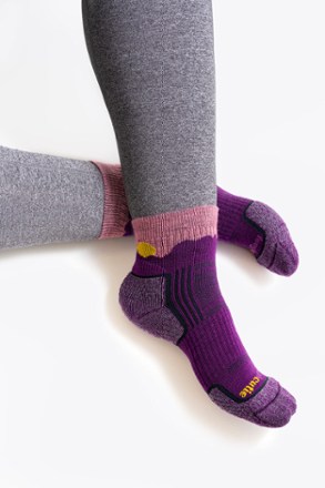 Eve Light Weight Hiker Horizon Quarter Socks - Women's