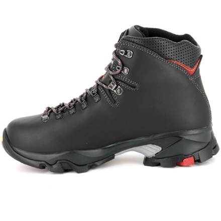 Vioz GTX Hiking Boots - Men's