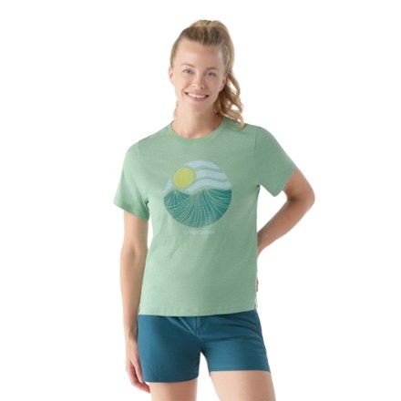 Horizon View Graphic T-Shirt - Women's