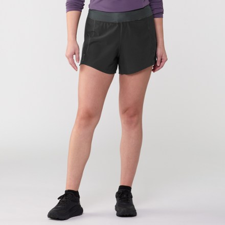 Cadence 4" Shorts - Women's