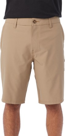 Reserve Solid 21" Hybrid Shorts - Men's