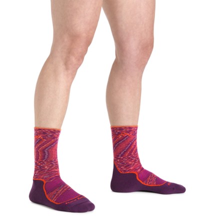 Light Hiker Micro Crew Lightweight Hiking Socks - Women's