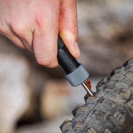 Mini-Plugger Tubeless Repair Tool