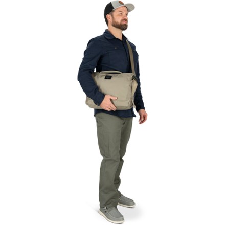 Aoede Messenger Bag