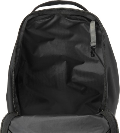 Stuff Travel Pack - 18 L