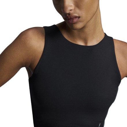 Core 2-in-1 Crop Tank Top - Women's