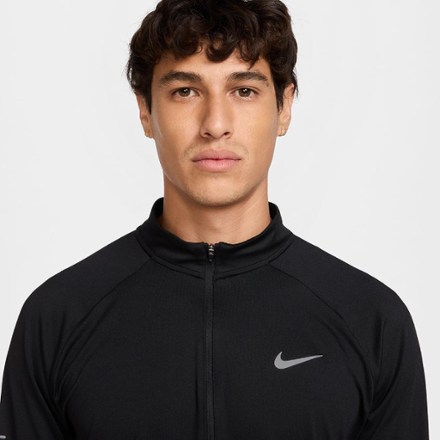 Stride Dri-FIT Quarter-Zip Top - Men's