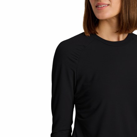 Elevate Lightweight Fitted Long-Sleeve Shirt - Women's