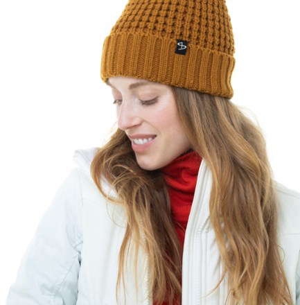 Henley Beanie - Women's