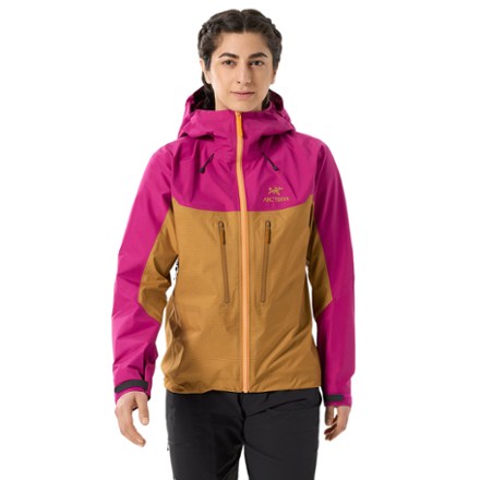 Alpha Jacket - Women's