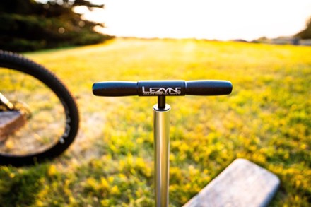 Alloy HV Digital Drive 3.5 Bike Pump