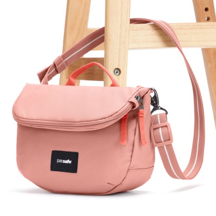 GO Saddle Crossbody Bag