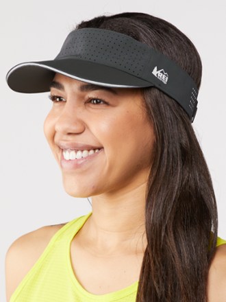 Active Pursuits Visor