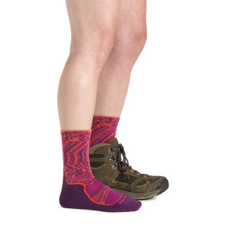 Light Hiker Micro Crew Lightweight Hiking Socks - Women's