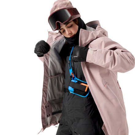 Sentinel Insulated Jacket - Women's