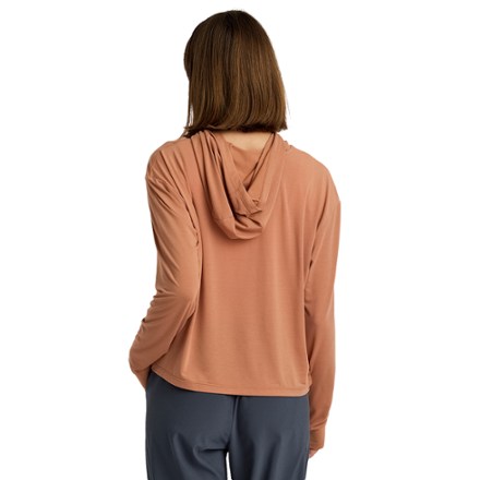 Elevate Lightweight Hoodie - Women's